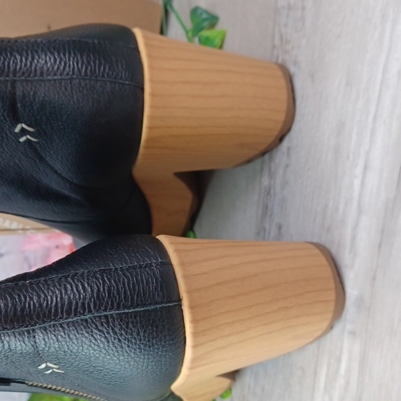 Dr. Scholl's Win Over Zipper Platform Ankle Boots NIB - Picture 8 of 13